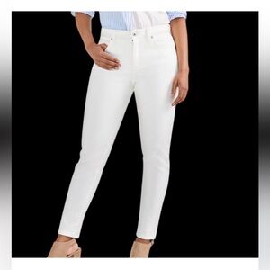 Style & Co. Women's Crisp White Skinny Jeans